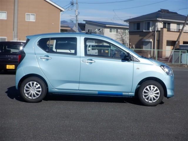 Daihatsu MIRA E:S 2025