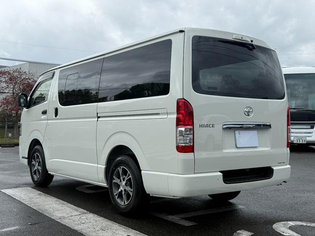 Toyota HIACE VAN 2026