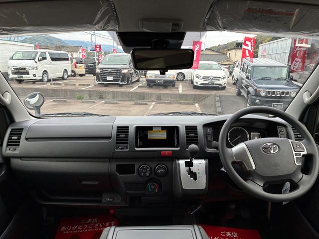 Toyota HIACE VAN 2026