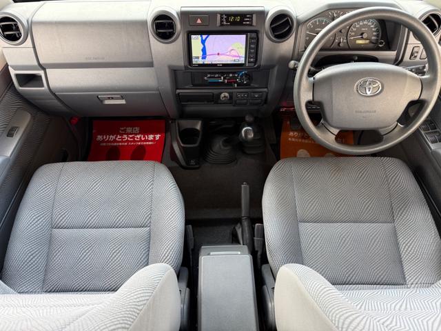 Toyota LAND CRUISER 2015