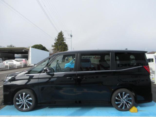 Toyota NOAH 2025
