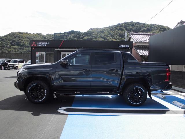 Mitsubishi TRITON 2024