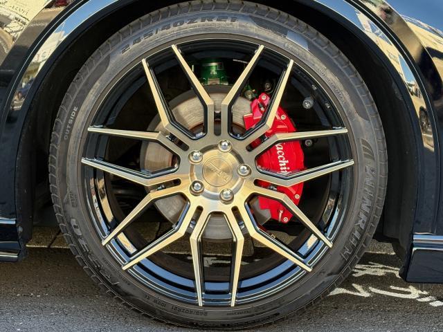 Toyota CROWN SPORT 2023