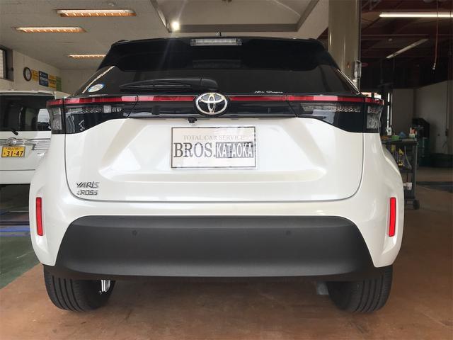 Toyota YARIS CROSS 2023