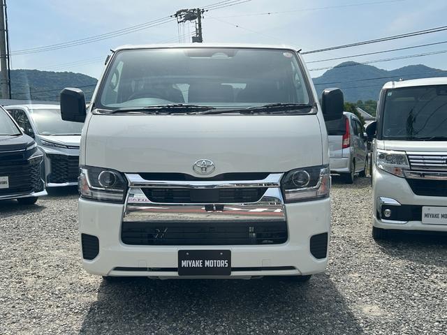 Toyota HIACE VAN 2026
