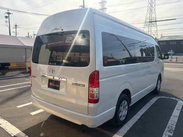 Toyota HIACE WAGON 2026