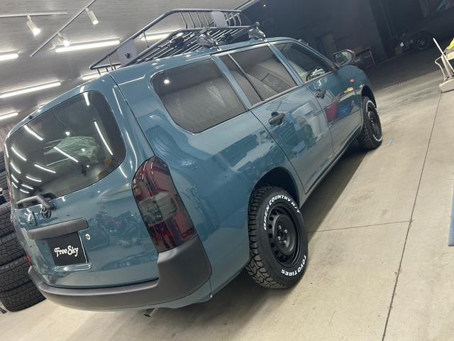 Toyota PROBOX 2022