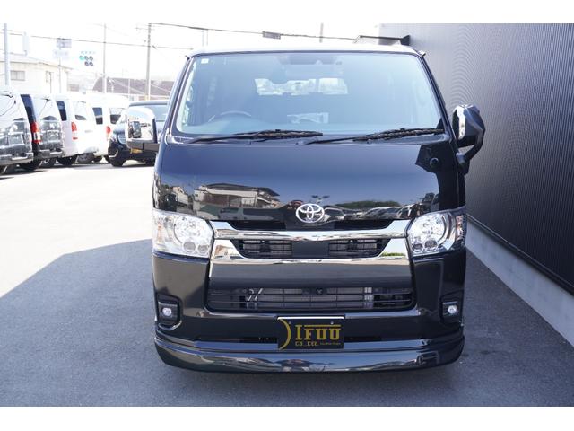 Toyota HIACE VAN 2025