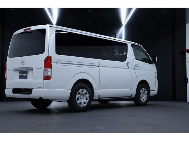 Toyota HIACE VAN 2025
