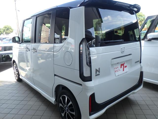 Honda N-BOX CUSTOM 2025