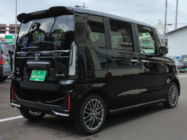 Honda N-BOX CUSTOM 2024