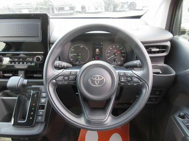 Toyota SIENTA 2026