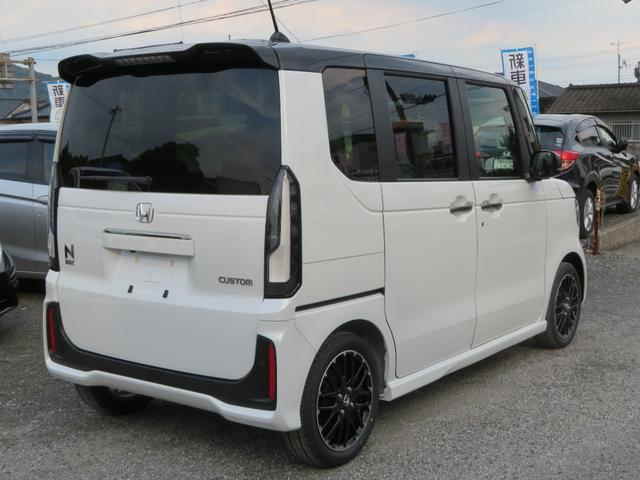 Honda N-BOX CUSTOM 2024