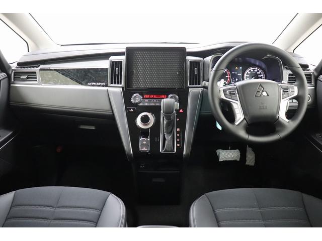 Mitsubishi DELICA D:5 2025