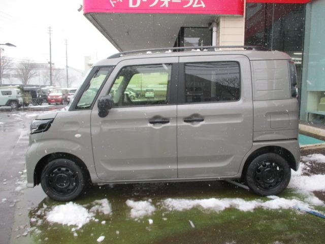 Suzuki SPACIA BASE 2025