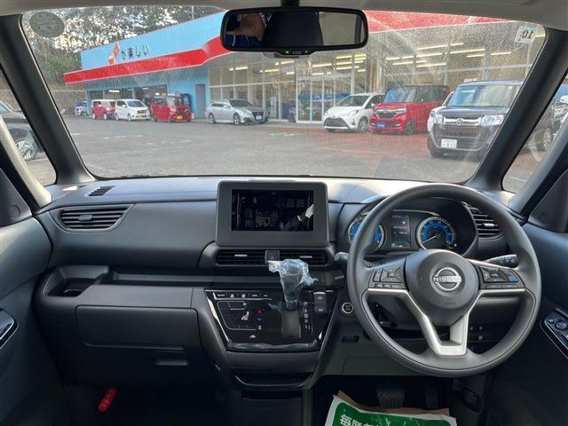 Nissan ROOX 2024