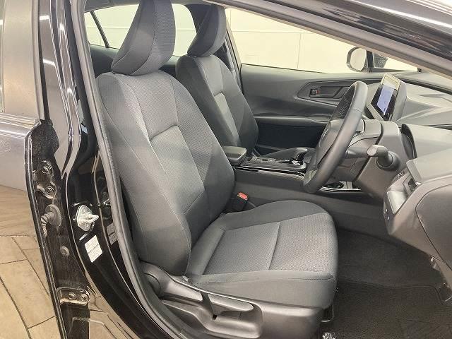 Toyota PRIUS 2023