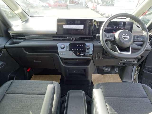 Nissan SERENA 2024
