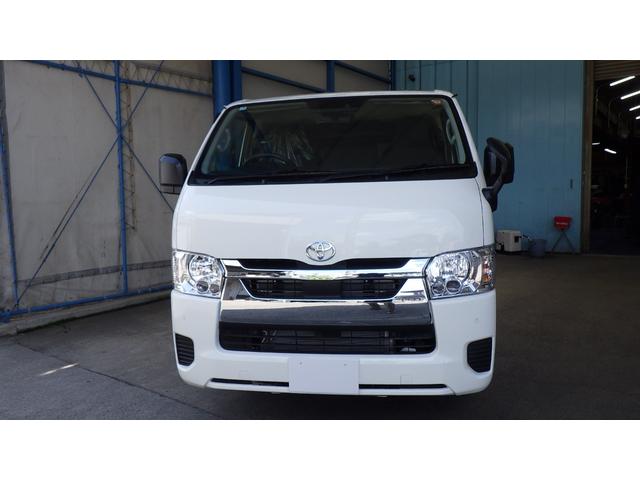 Toyota HIACE VAN 2026