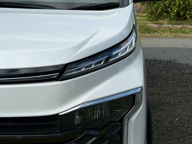 Toyota VOXY 2025