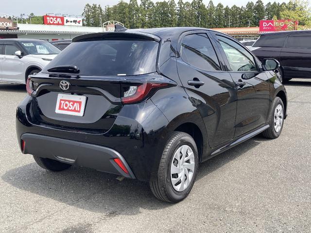 Toyota YARIS 2024