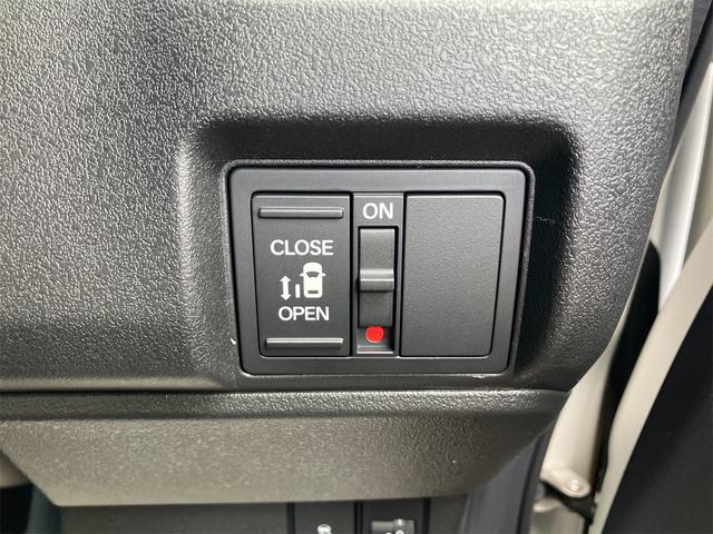 Honda N-BOX CUSTOM 2024
