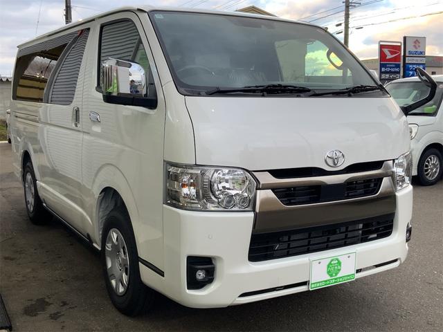 Toyota HIACE VAN 2025