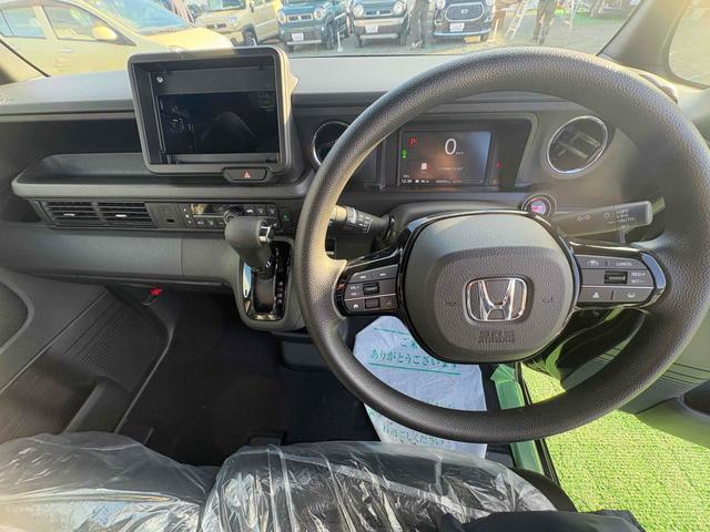 Honda N-BOX CUSTOM 2024