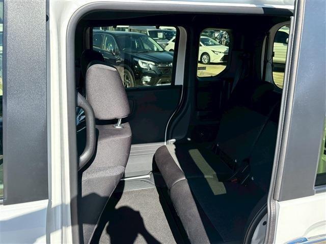 Honda N-BOX CUSTOM 2025