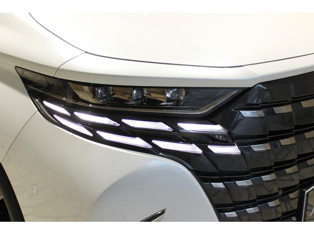 Toyota ALPHARD 2025