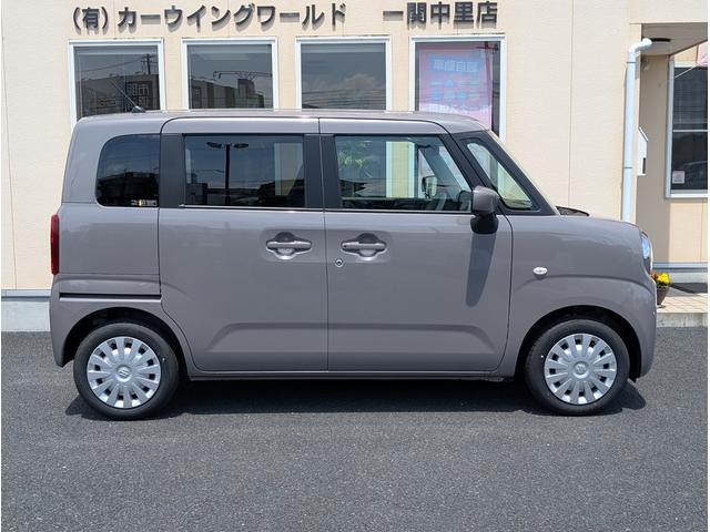 Suzuki WAGON R SMILE 2024