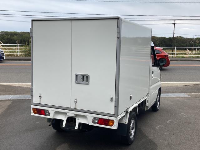 Mitsubishi MINICAB TRUCK 2006