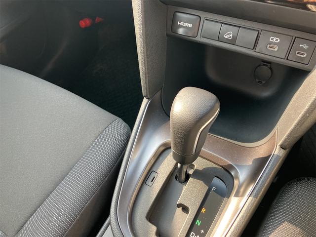 Toyota YARIS CROSS 2025