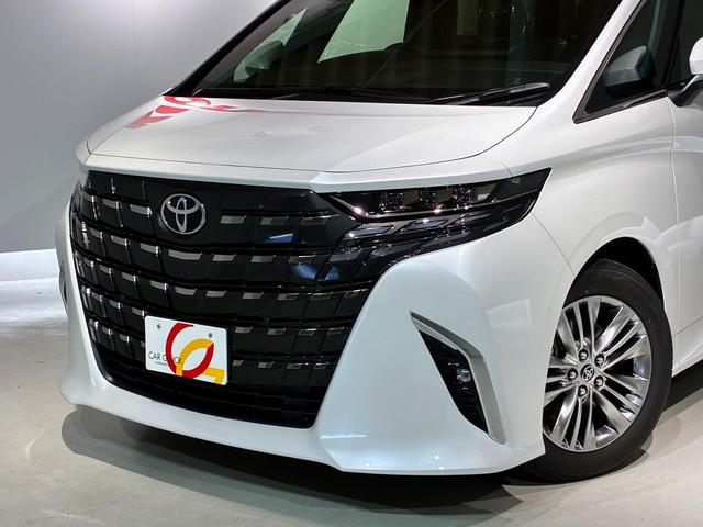 Toyota ALPHARD HYBRID 2026
