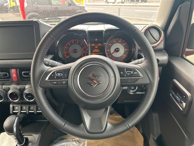 Suzuki JIMNY 2025