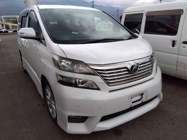 Toyota VELLFIRE 2010