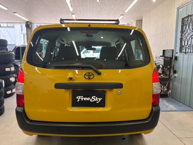 Toyota PROBOX 2026