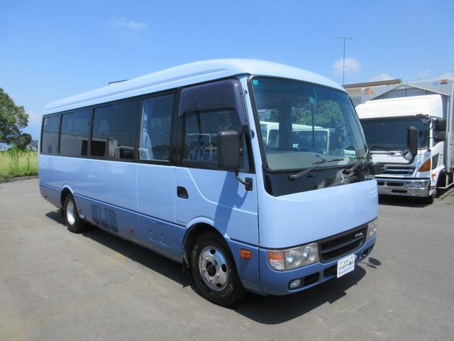 Mitsubishi Fuso ROSA 2015