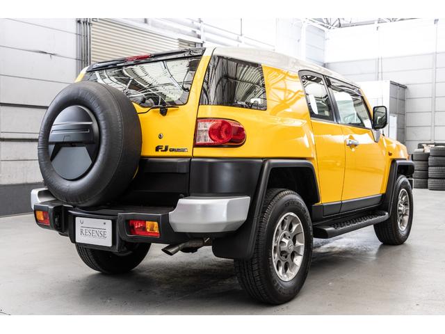 Toyota FJ CRUISER 2015