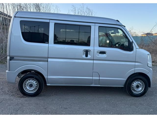 Nissan NV100 Clipper Van 2016