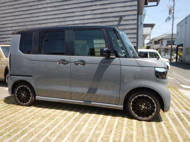 Honda N-BOX CUSTOM 2023