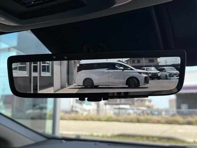 Toyota PRIUS 2025