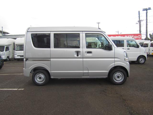 Mitsubishi MINICAB VAN 2025