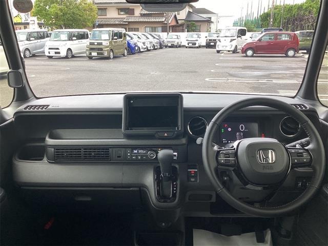 Honda N-BOX CUSTOM 2025