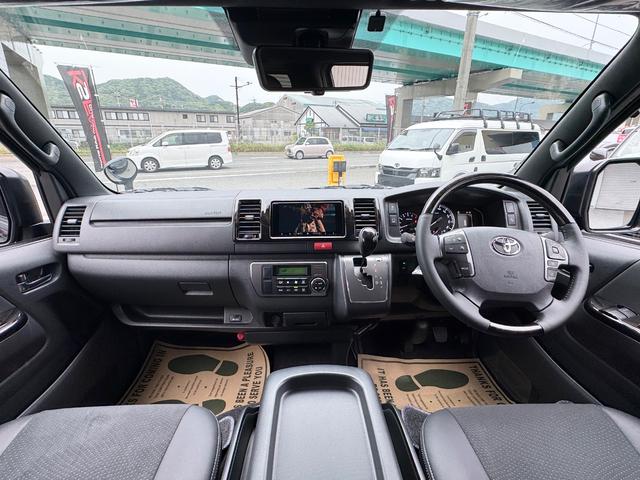Toyota HIACE VAN 2025