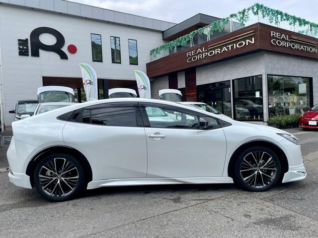 Toyota PRIUS 2023