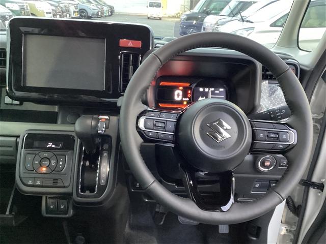 Suzuki SPACIA GEAR 2025