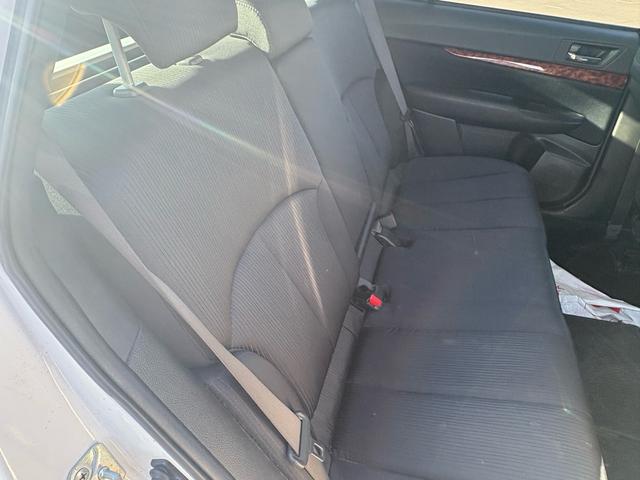 Subaru LEGACY TOURING WAGON 2010
