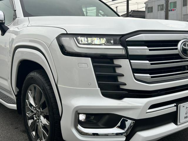 Toyota LAND CRUISER 2023