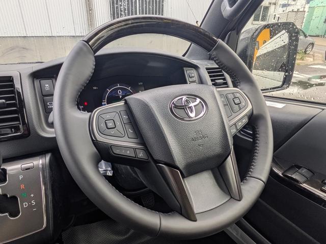 Toyota HIACE VAN 2026